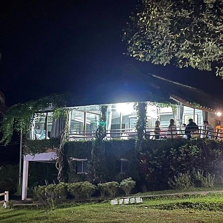 เขาเจ้าขา2 บ้านดอกไม้ Кхао-Кхо Екстер'єр фото